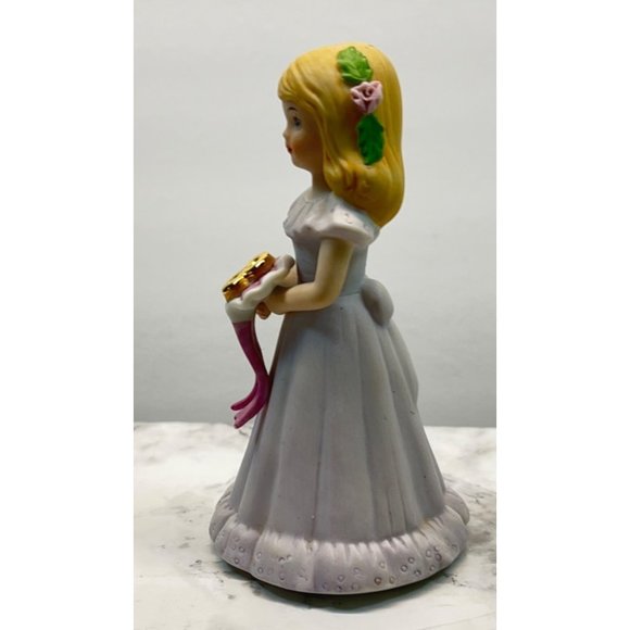 Growing Up Birthday Girls Age 8 Porcelain Blonde Figurine 1981 Enesco - Picture 5 of 8